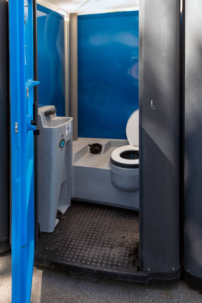 Best Construction site porta potty rental  in Stansberry Lake, WA